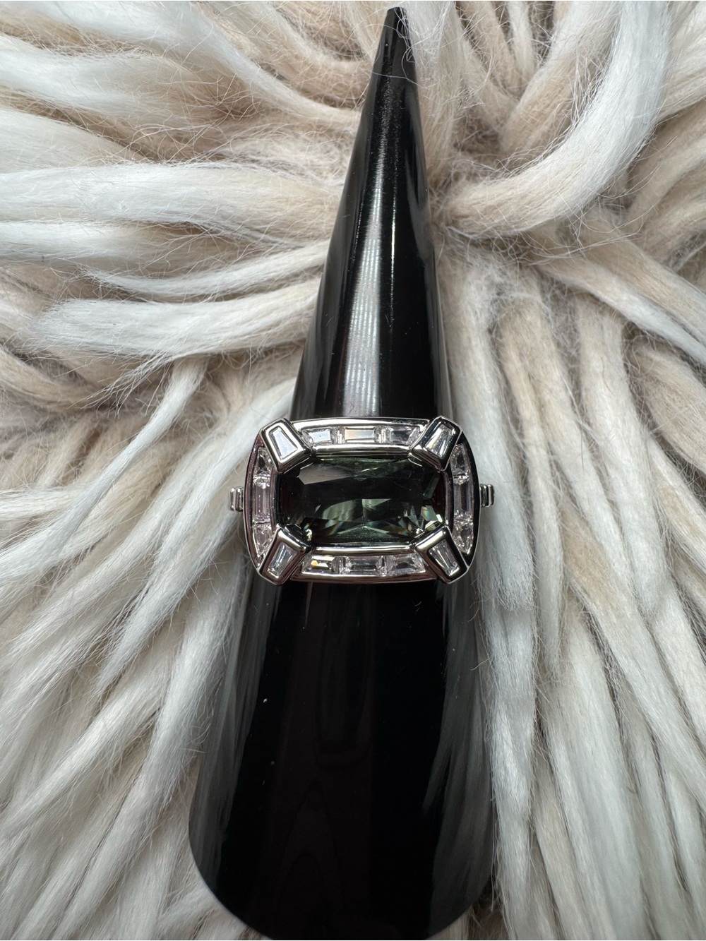 Tourmaline green spinel bomb party ring